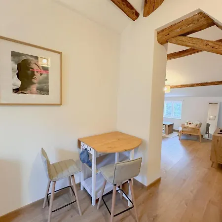 Apartment Loft Elegant & Lumineux Dans Un Immeuble Classe Nimes
